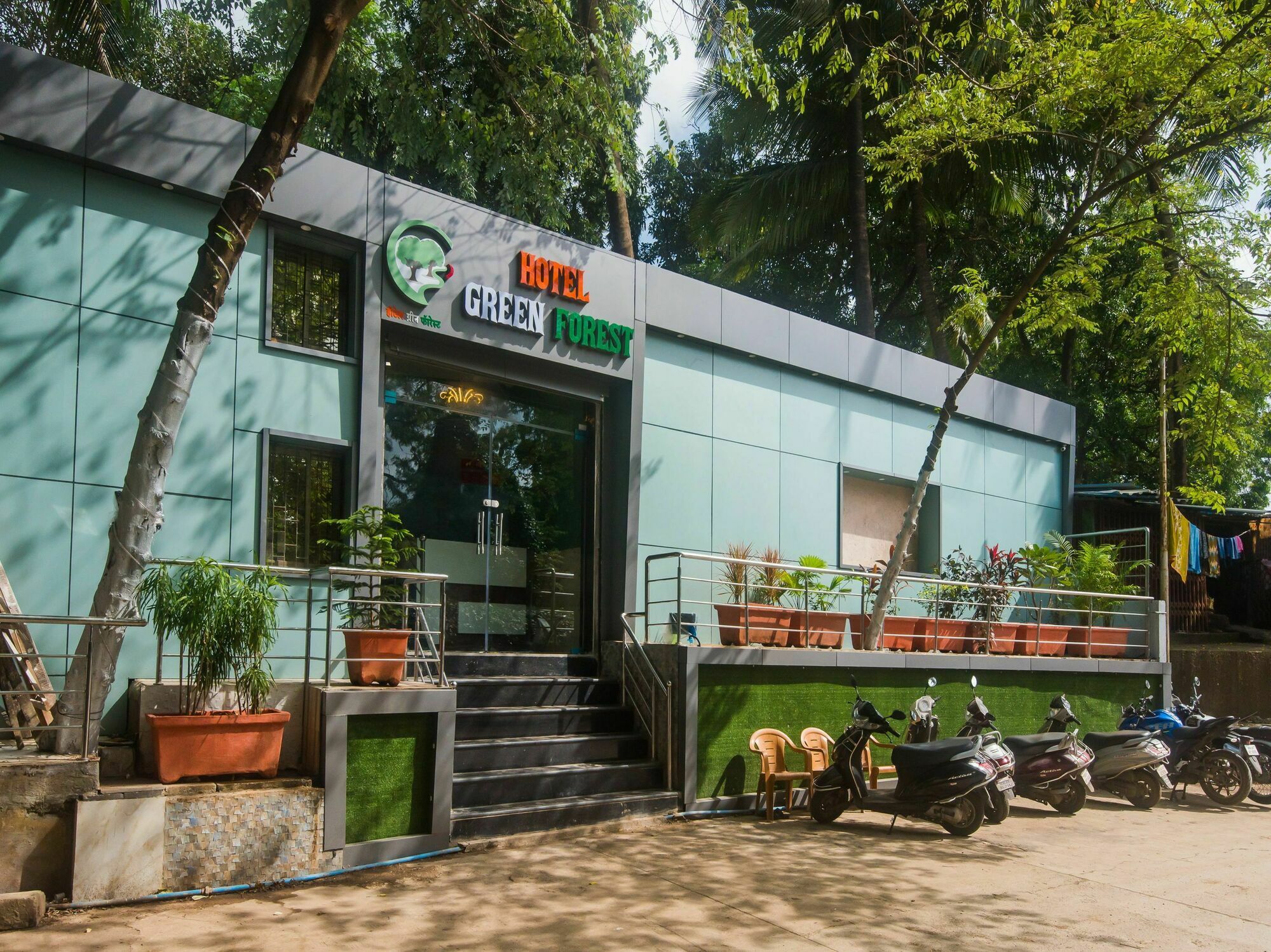 מומביי Hotel O Greenforest Near Airport Road Metro Station מראה חיצוני תמונה